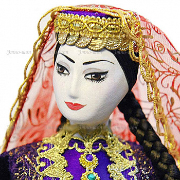Кукла в азербайджанском костюме - большая