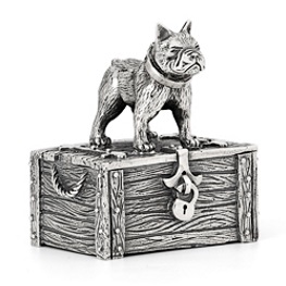 Серебряная статуэтка «Бульдог на сундуке денег»