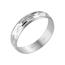 Серебряное кольцо «Лед» с узором из алмазной грани