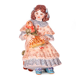 Статуэтка "Девочка с куклой"