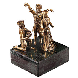Скульптура "Трио"