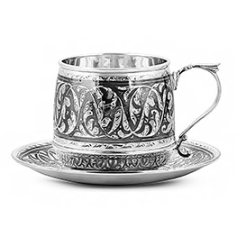 Серебряная кофейная чашка с блюдцем «Праздник»