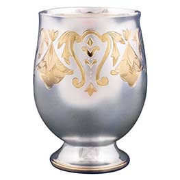 Золоченый серебряный стакан с узором