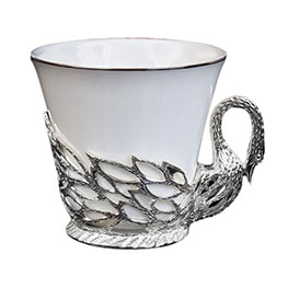 Серебряная чайная чашка «Лебедь»