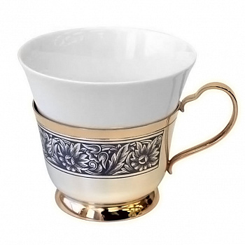 Серебряная чайная чашка с позолотой