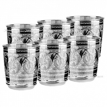 Набор из шести серебряных стаканов с растительным узором