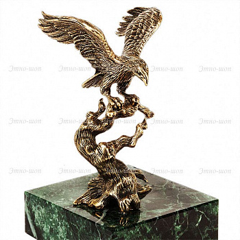 Скульптура «Орел»